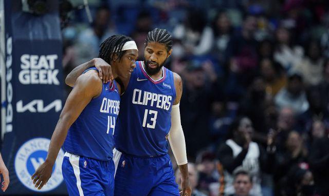 加西亚：处境艰难时是新教练组帮全队稳住心态，最终完成保级