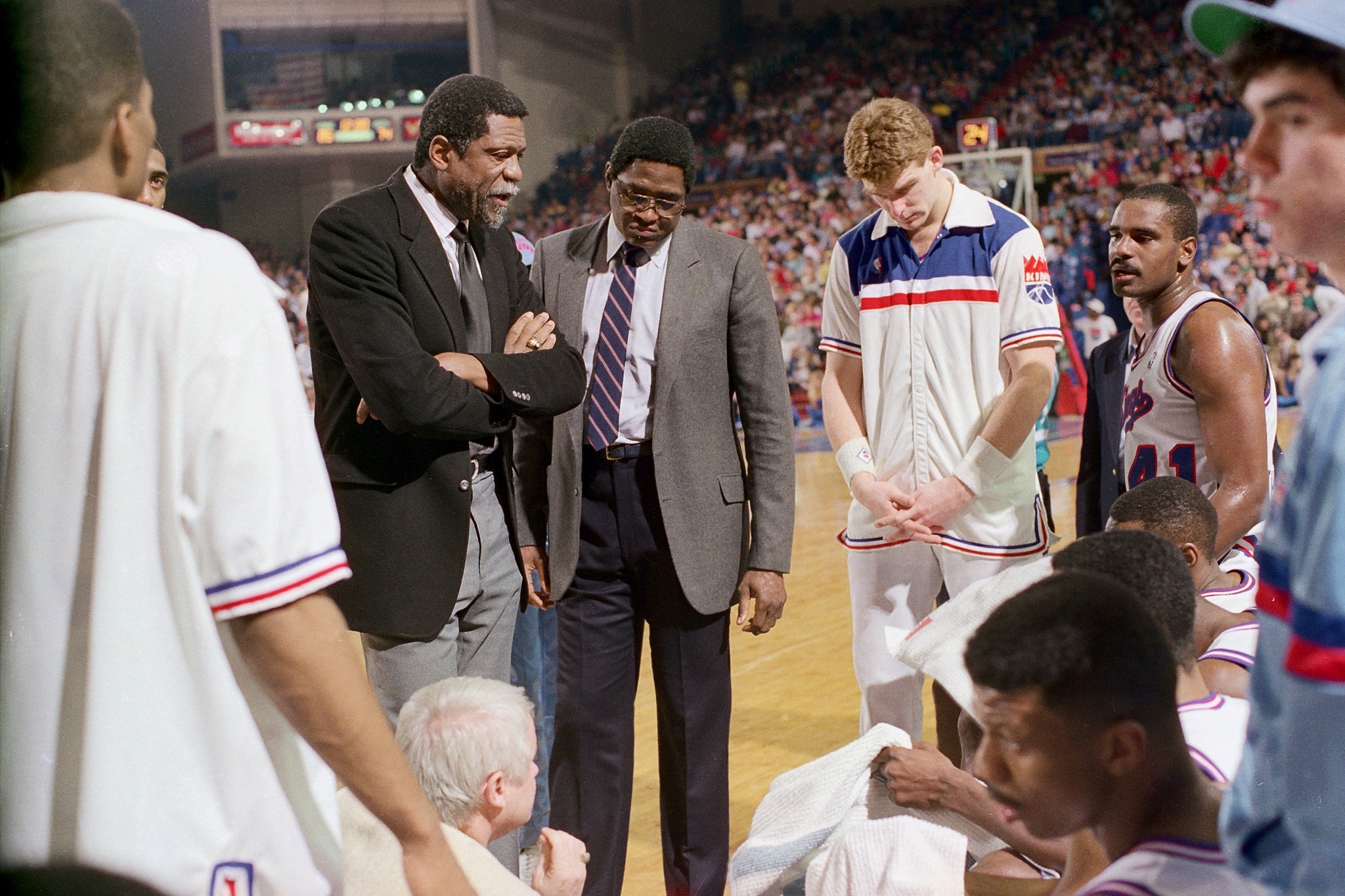 老佛爷祝贺克罗斯获德国骑士十字勋章：曾拥有过你是一种荣幸