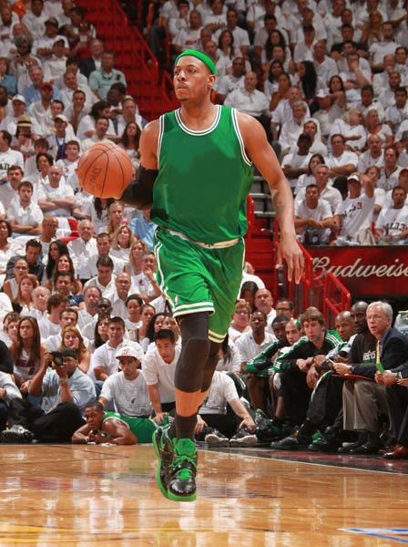 图赫尔谈C罗染红：希望我的球员们不要得红牌，这很重要