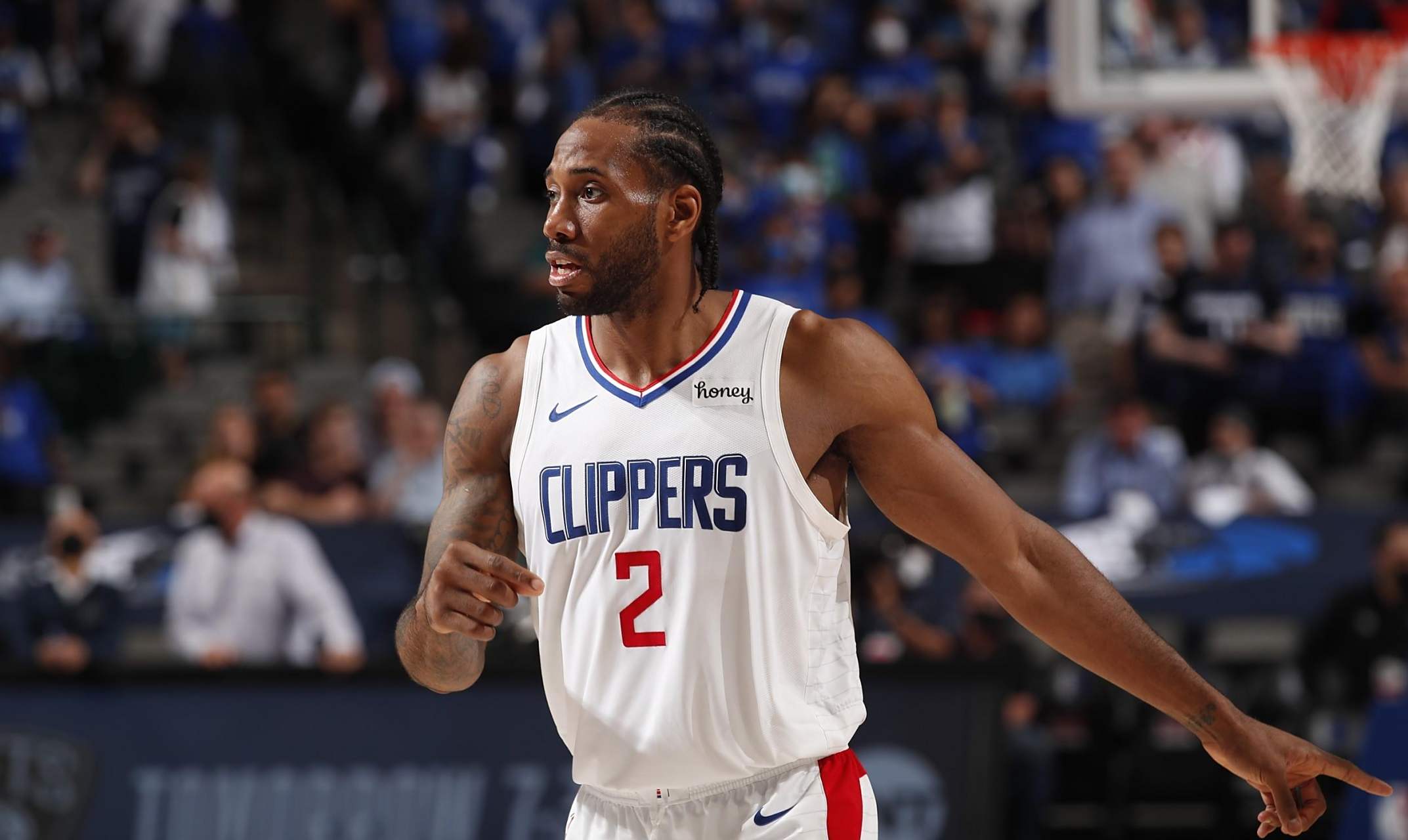 邮报：纽卡寻找前锋受挫，若无符合预期的报价不会放走伊萨克