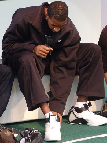 多点开花！意大利女排3-0波兰队，晋级世联赛决赛，约战巴西队